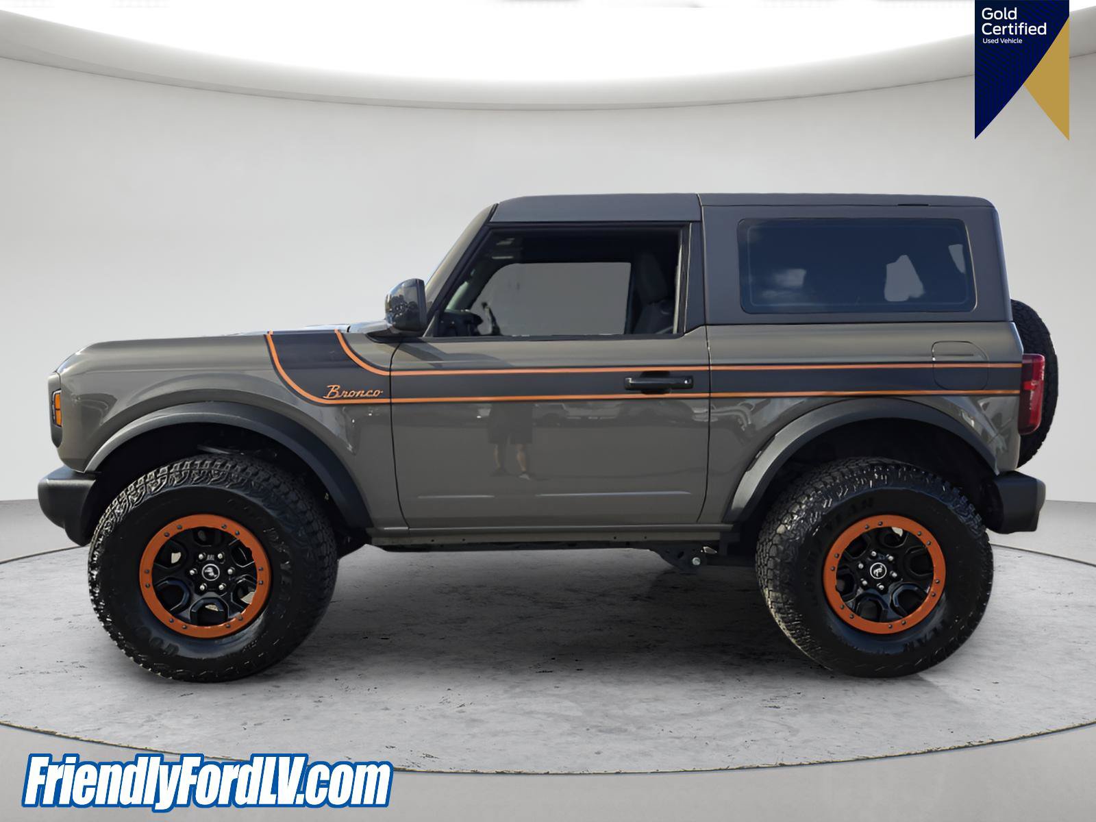 Certified 2025 Ford Bronco 2-Door w/ Sasquatch Package AWD/4WD image 3