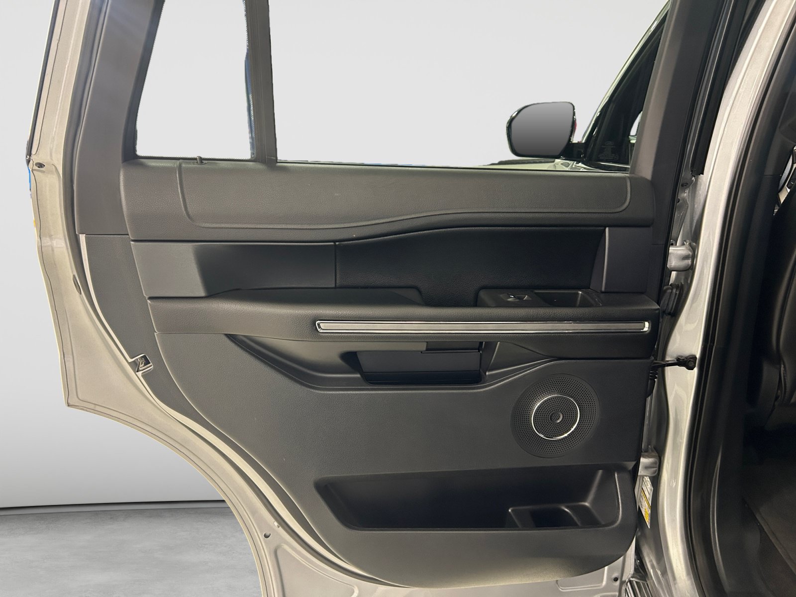 Certified 2021 Ford Expedition XLT RWD image 22