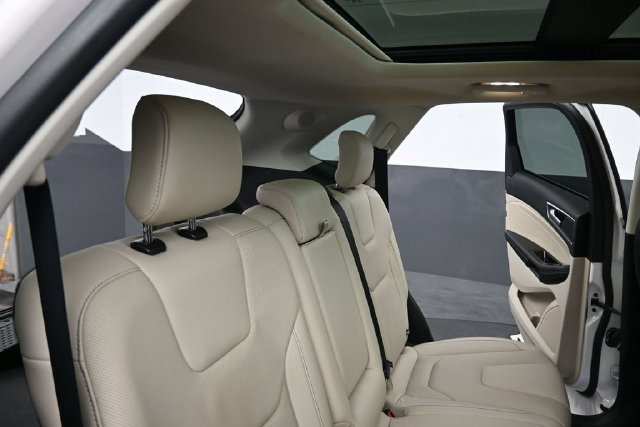 Certified 2019 Ford Edge Titanium w/ Equipment Group 301A AWD/4WD image 27