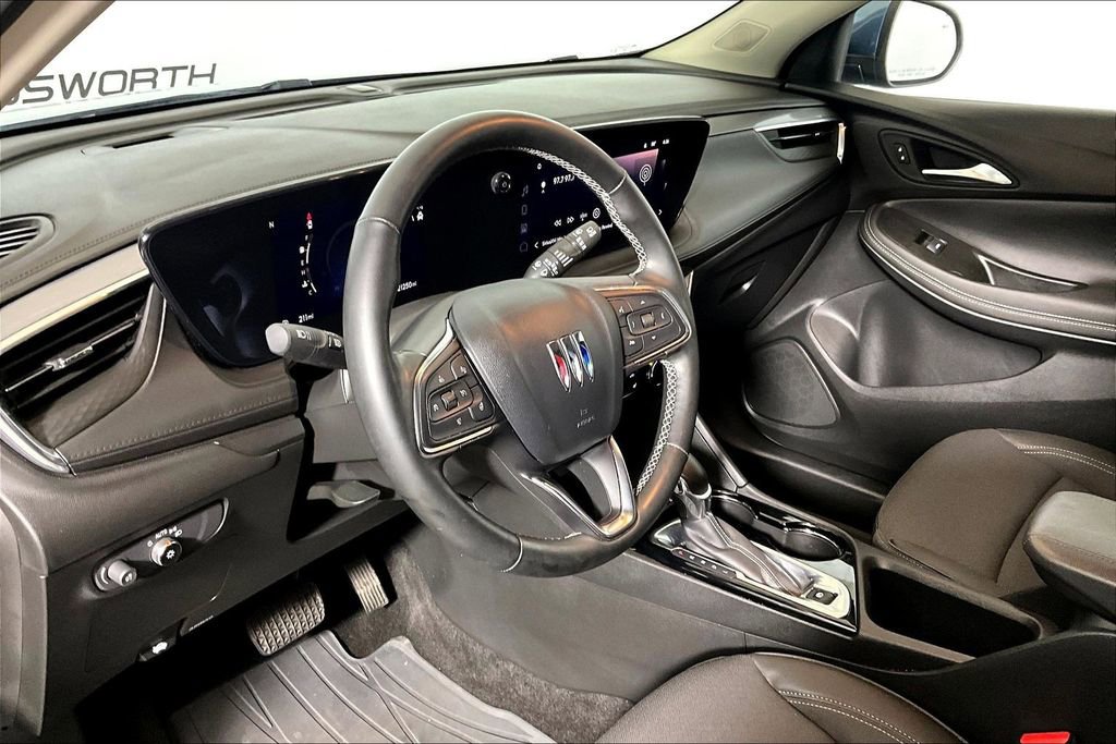 Used 2024 Buick Encore GX Preferred w/ Comfort Package image 10