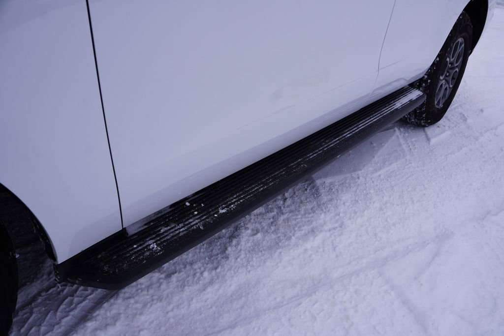 Certified 2025 Ford Expedition Active image 14