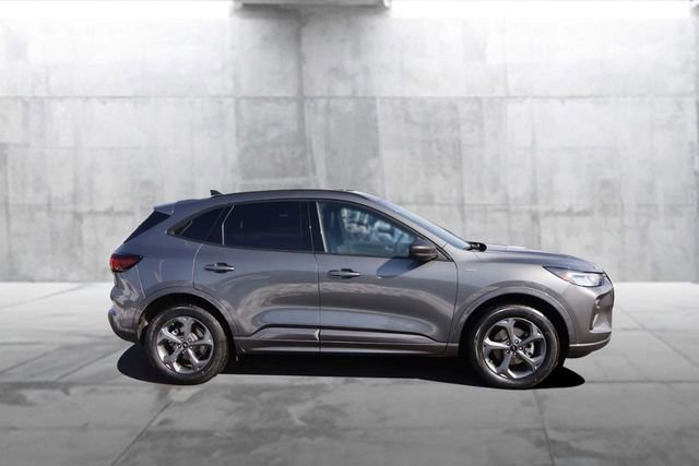 Certified 2024 Ford Escape ST-Line image 3