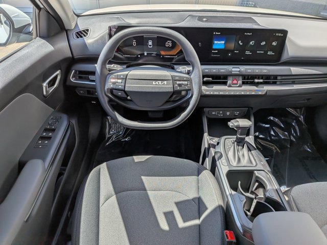 Used 2025 Kia K4 FWD image 31