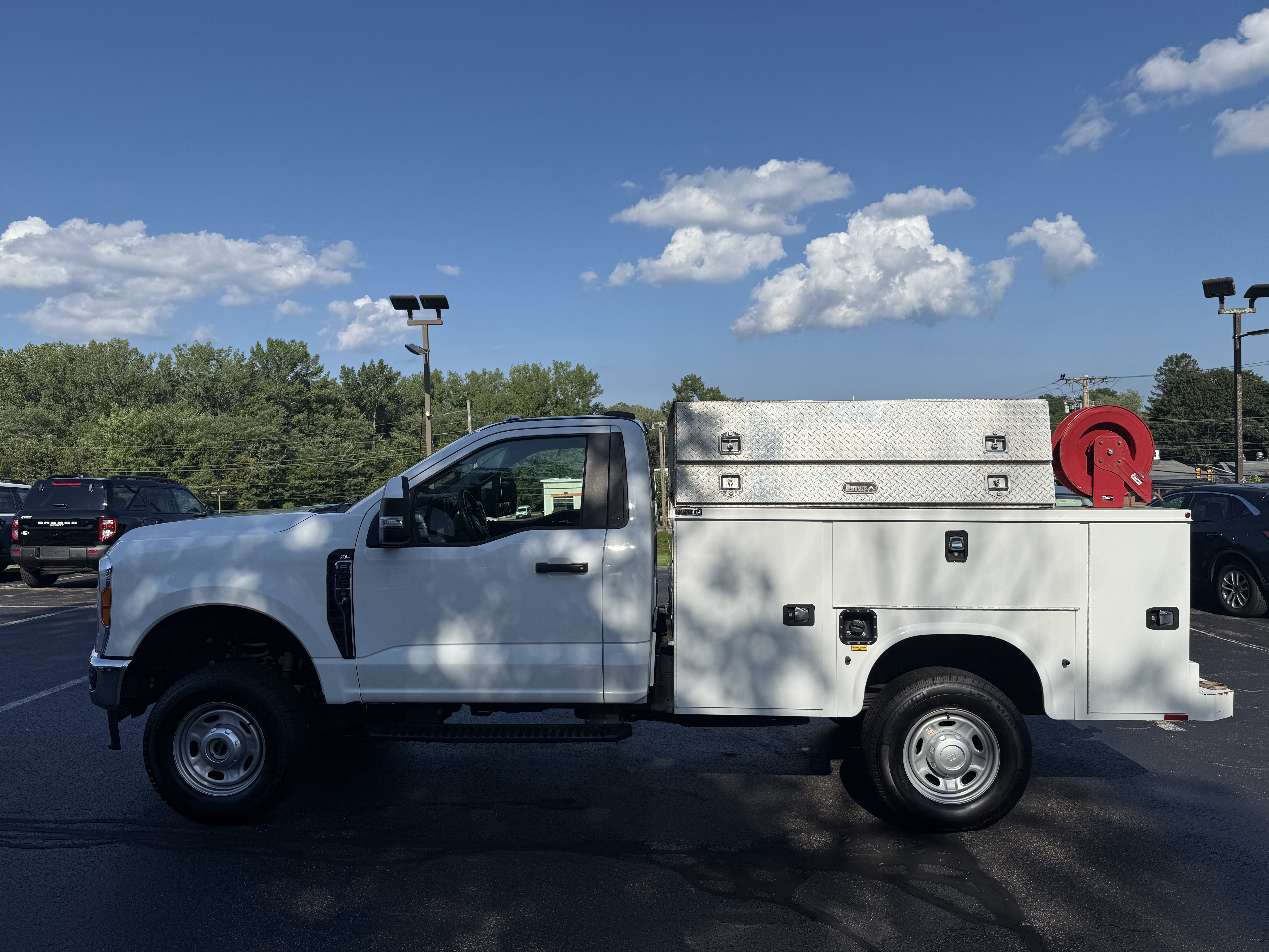 Certified 2023 Ford F350 XL w/ FX4 Off-Road Package AWD/4WD image 7
