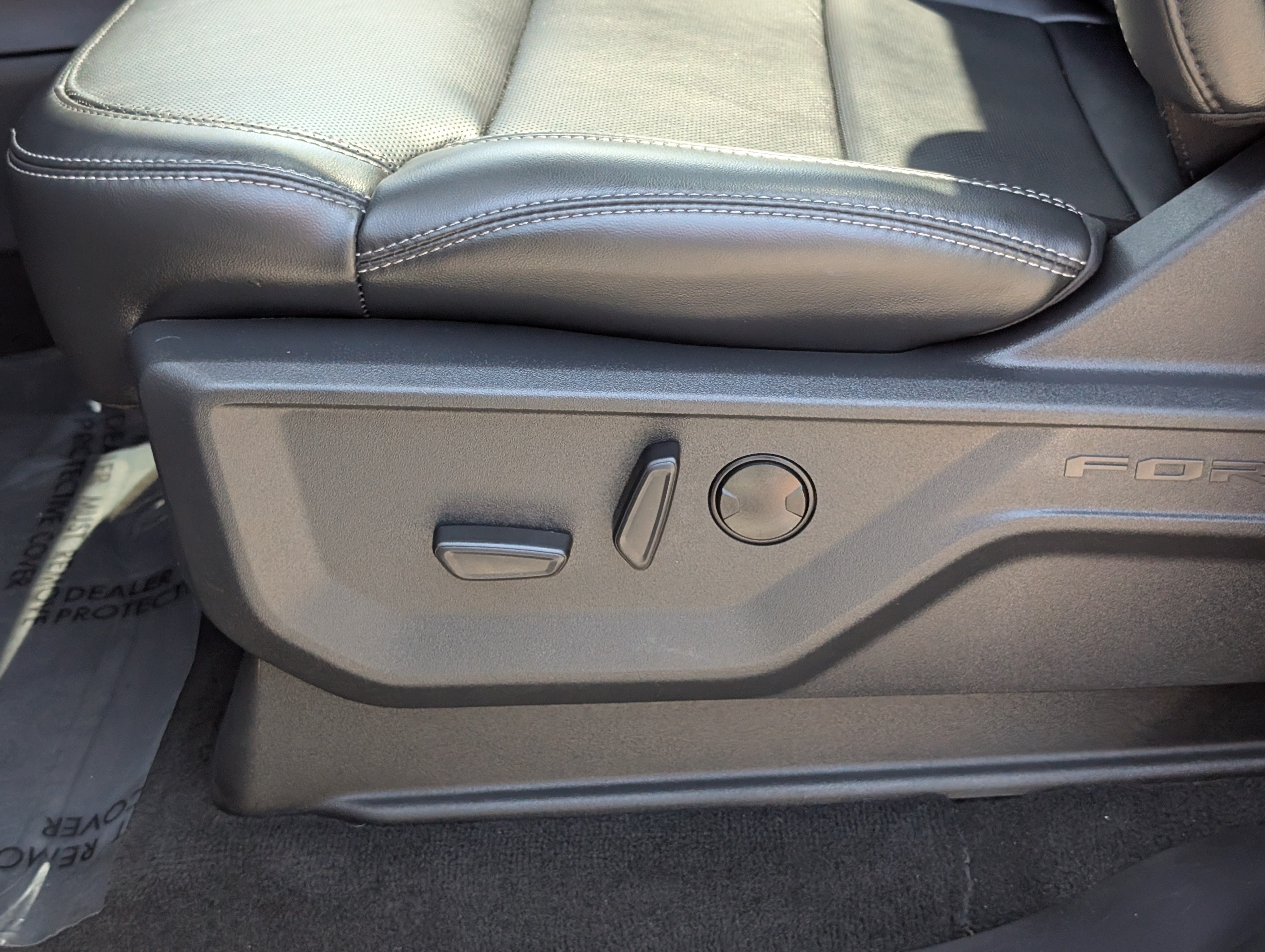 Certified 2025 Ford Expedition Platinum AWD/4WD image 25