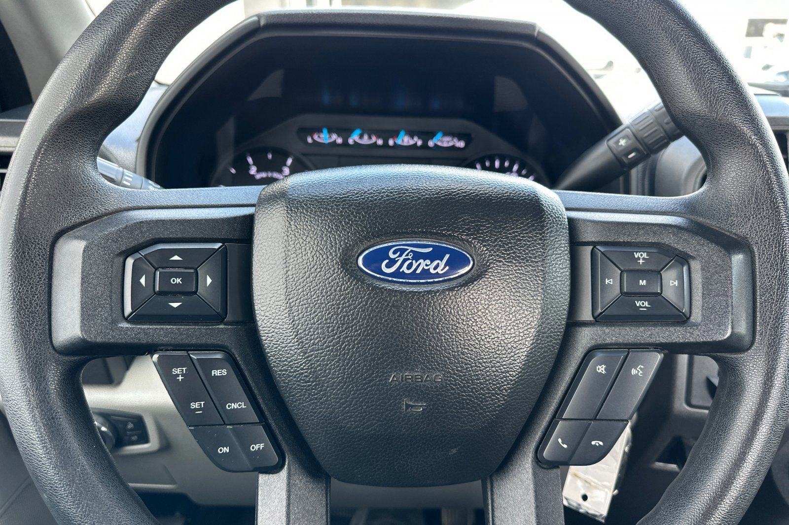 Certified 2019 Ford F550 2WD Regular Cab Super Duty image 18