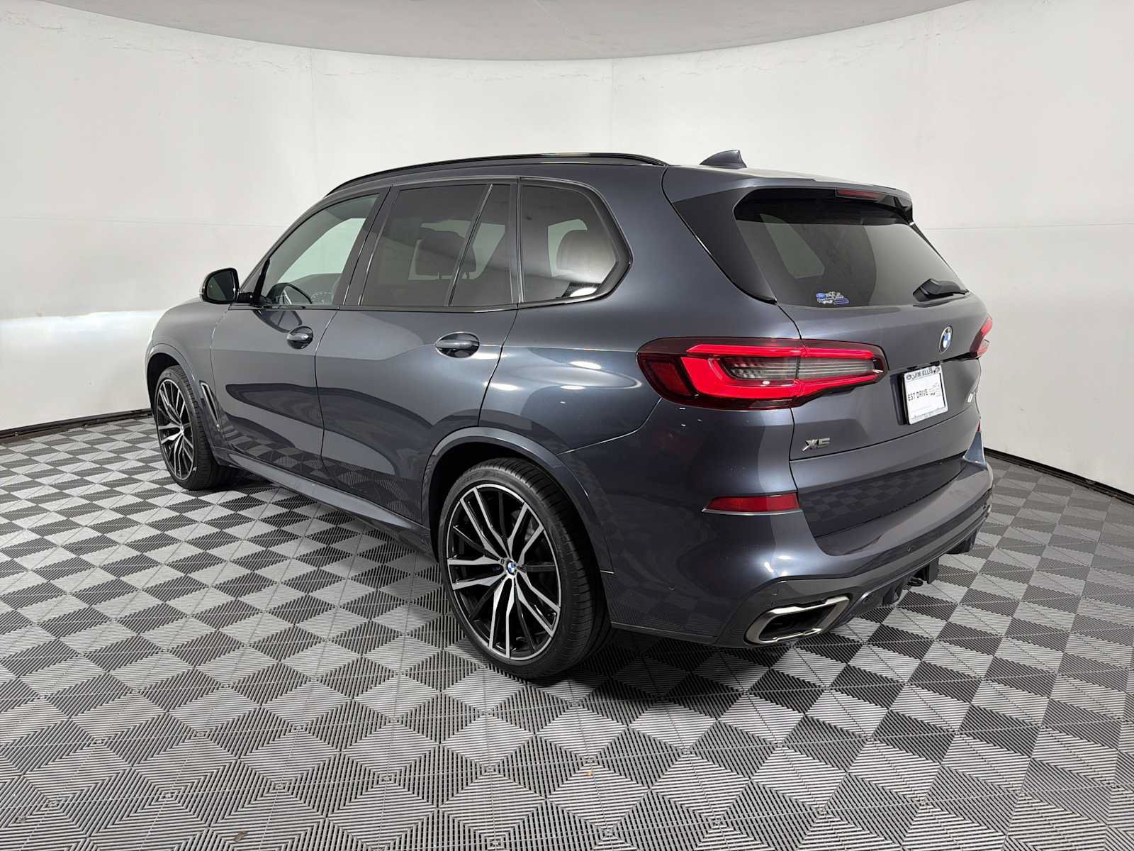 Used 2021 BMW X5 M50i w/ Premium Package AWD/4WD image 9