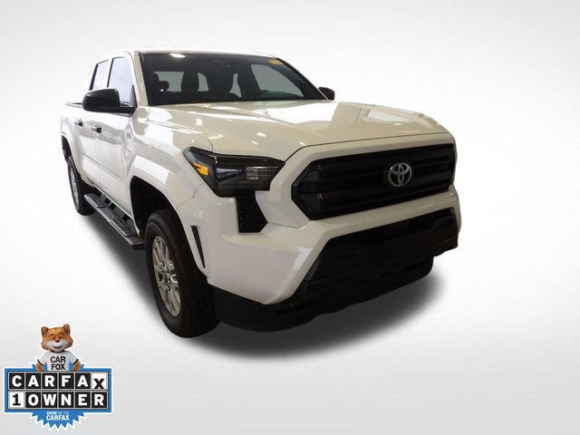 Used 2024 Toyota Tacoma SR AWD/4WD image 3