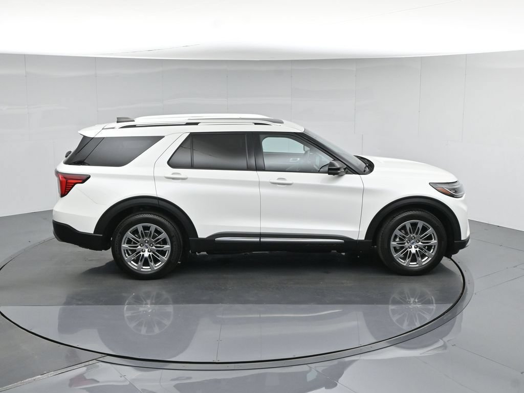 Certified 2025 Ford Explorer Platinum RWD image 45