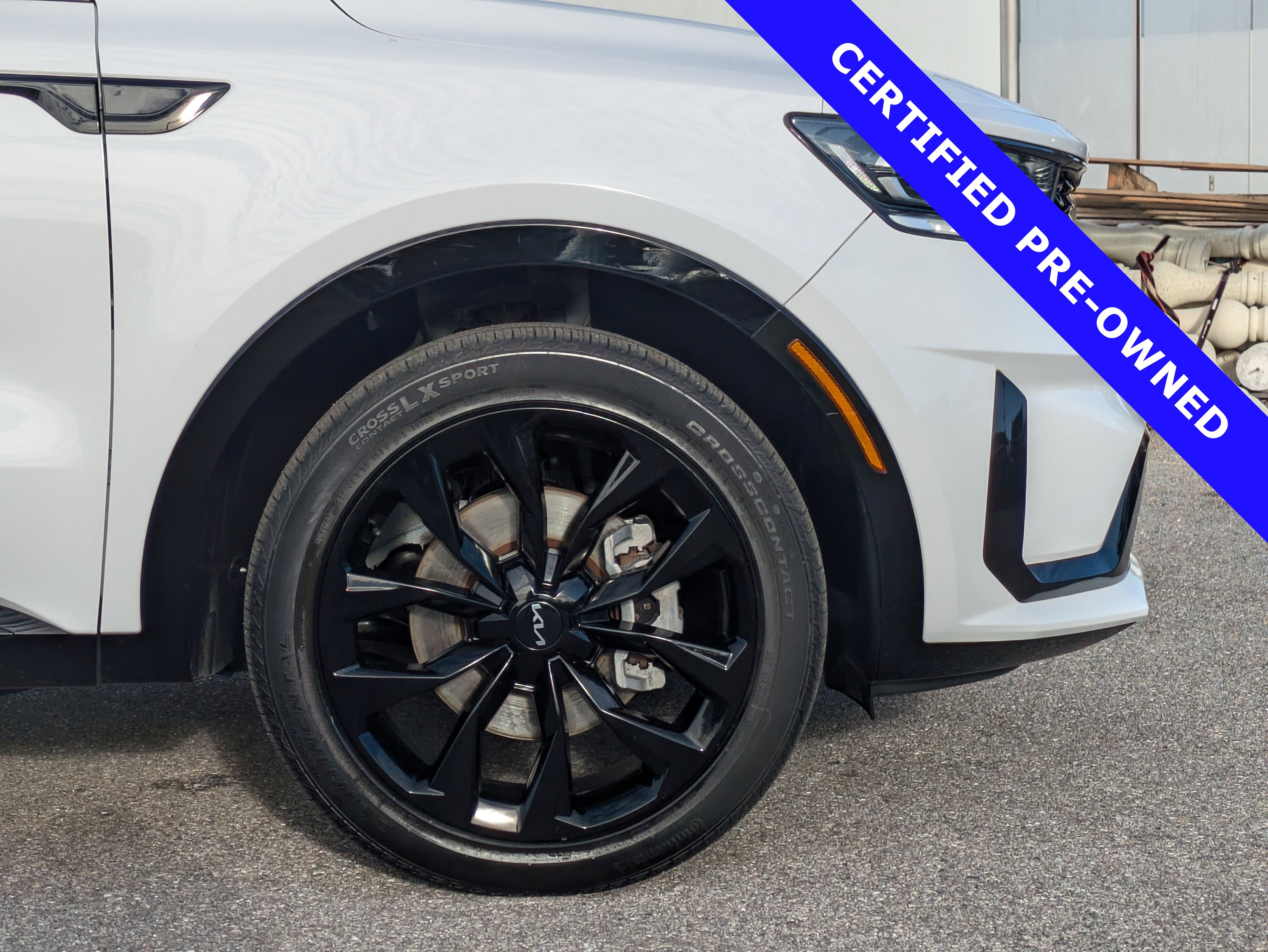 Used 2022 Kia Sorento SX image 11