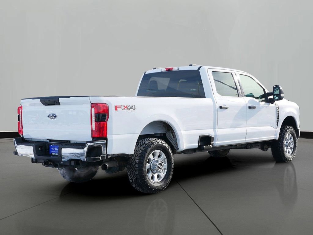 Certified 2023 Ford F350 XLT w/ 360-Degree Camera Package image 3