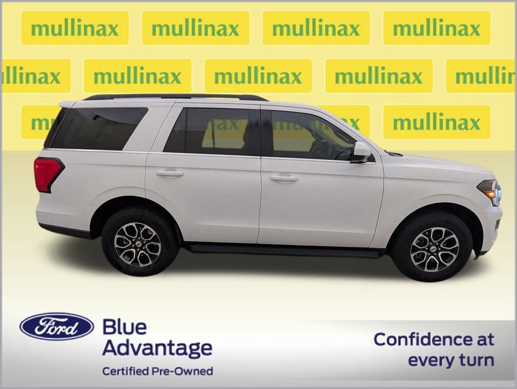 Certified 2023 Ford Expedition XLT image 6