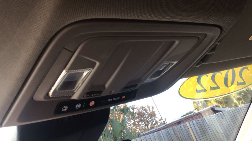 Used 2022 Chevrolet Silverado 1500 Custom image 22