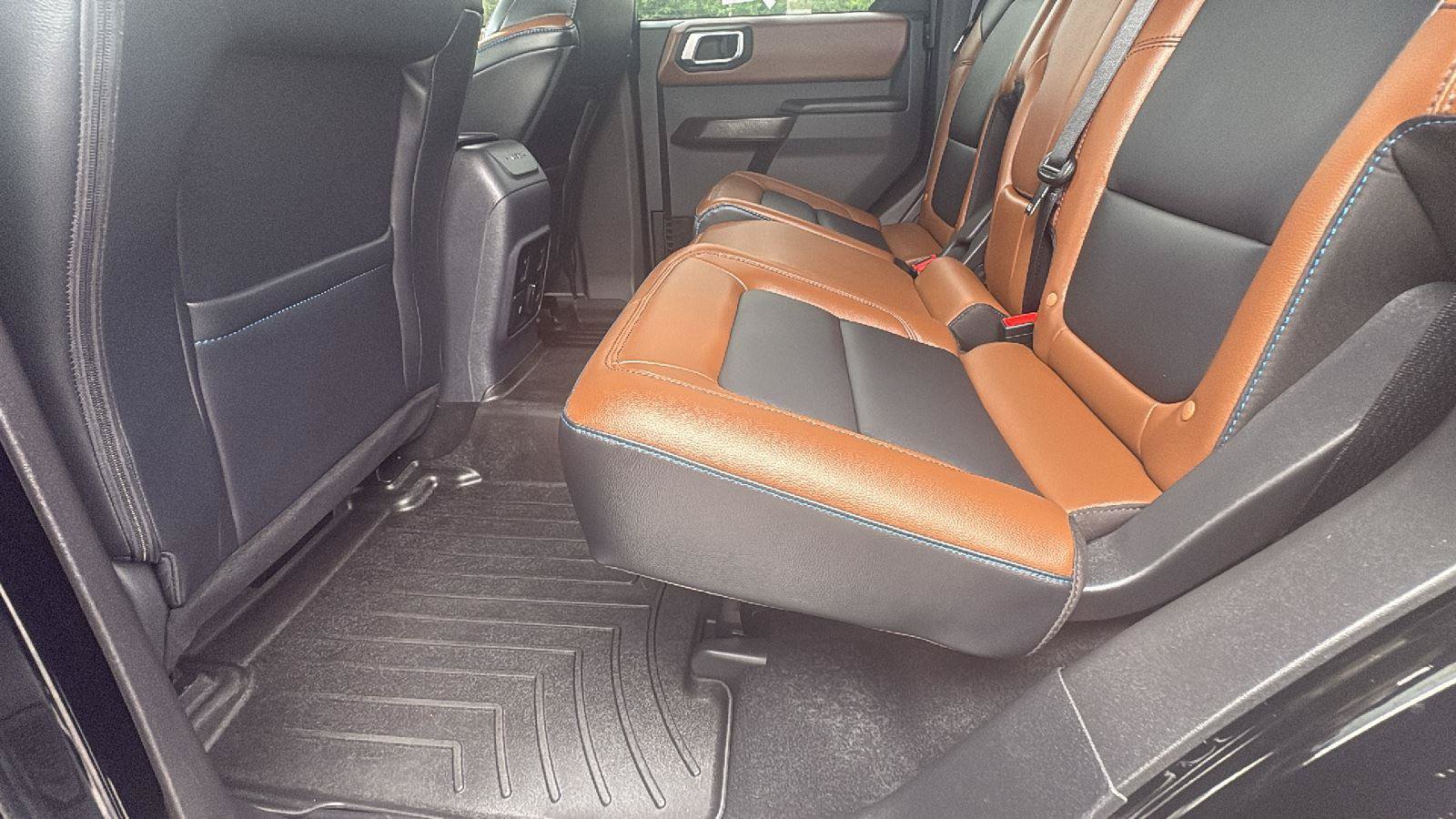 Certified 2024 Ford Bronco Outer Banks AWD/4WD image 18