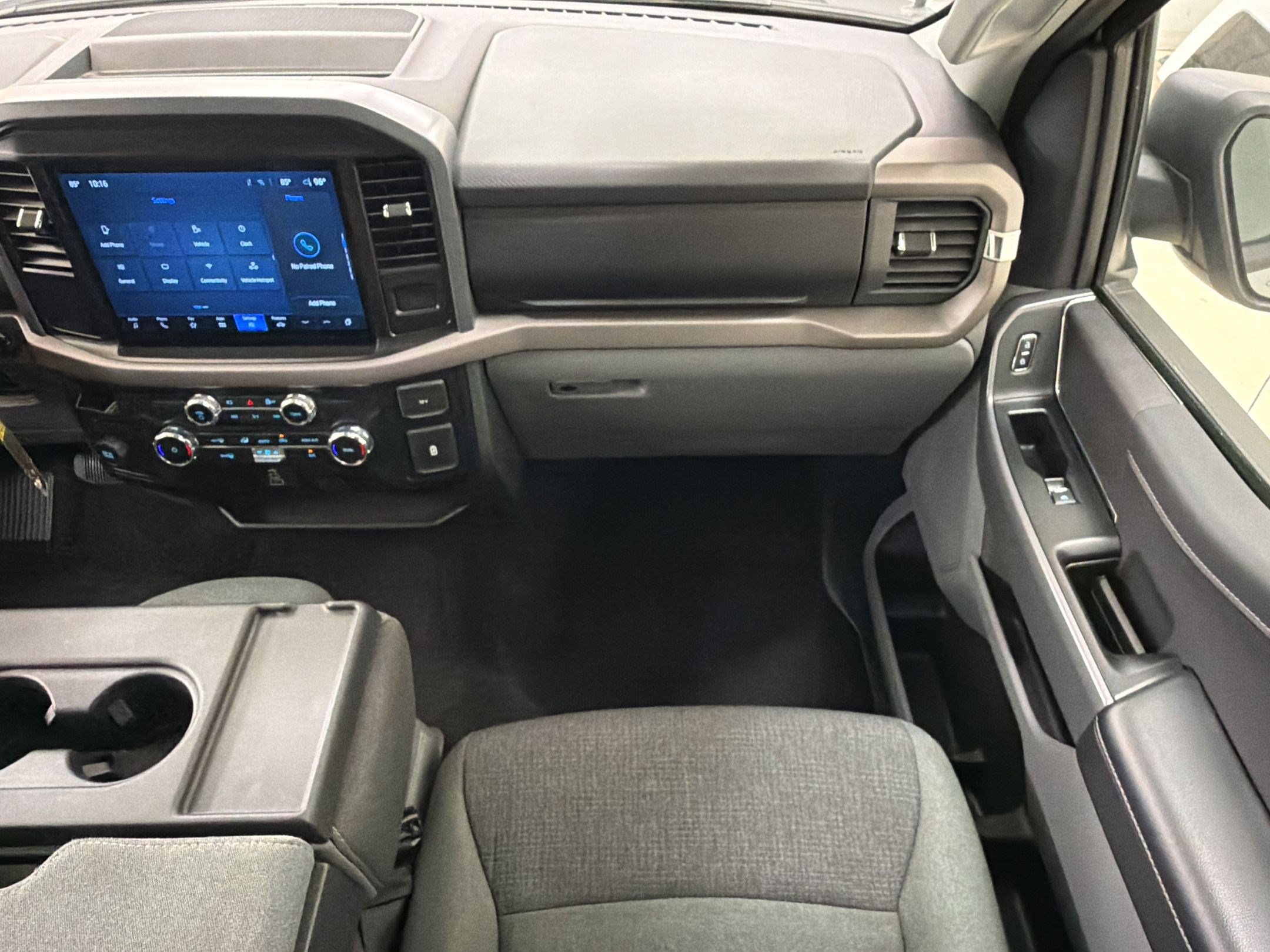 Certified 2025 Ford F150 XLT w/ Equipment Group 301A Standard RWD image 28
