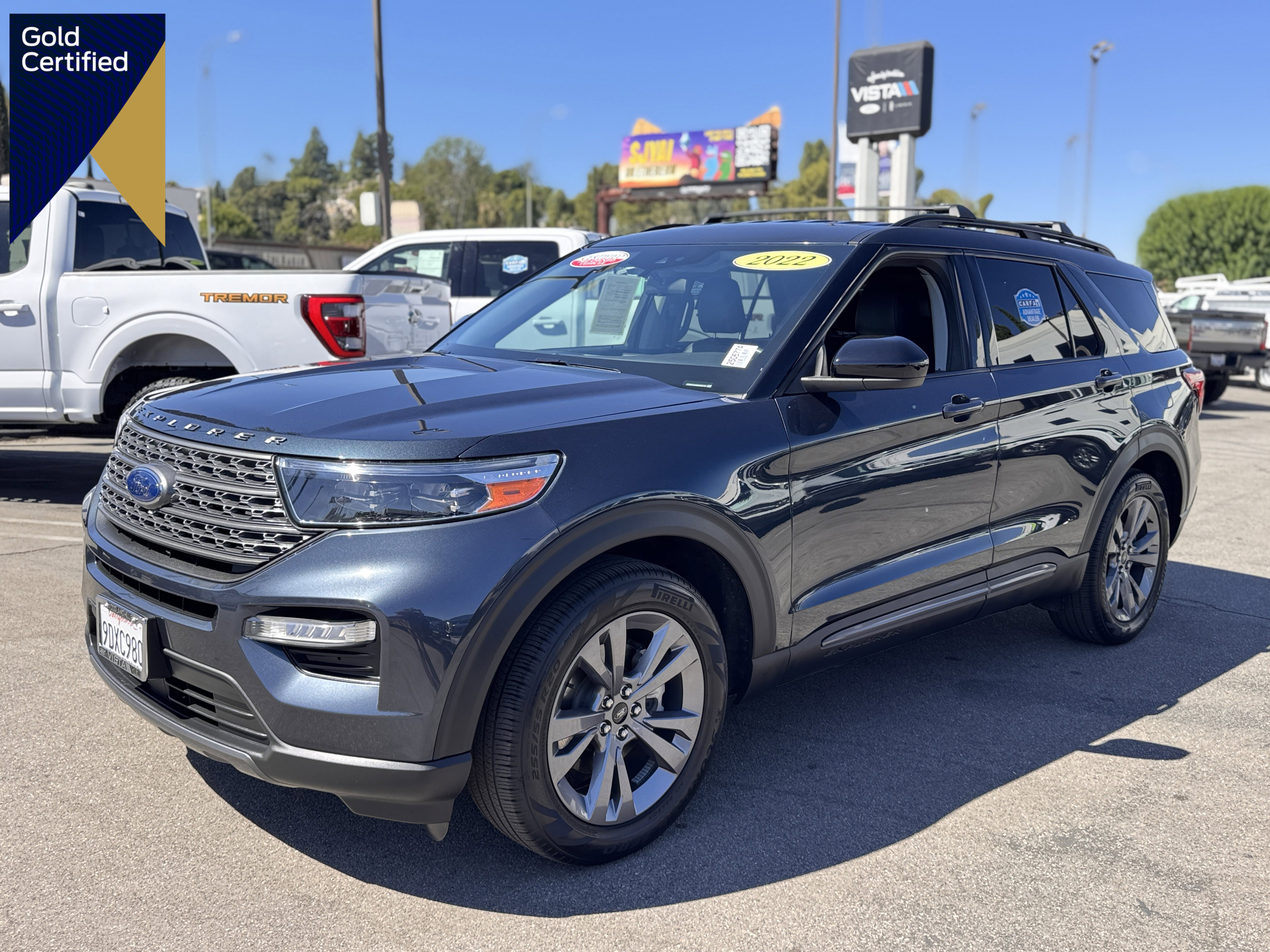 Certified 2022 Ford Explorer XLT w/ Equipment Group 202A