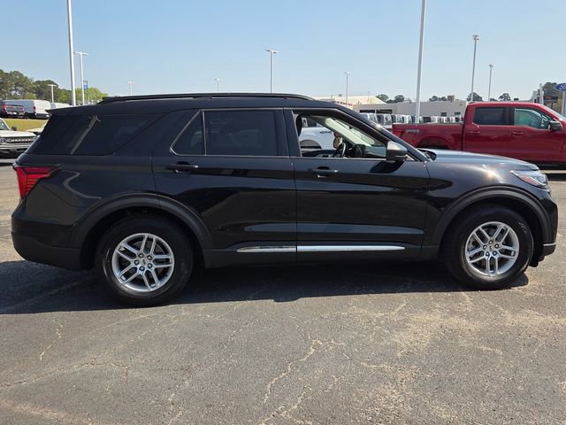 Certified 2025 Ford Explorer Active image 13