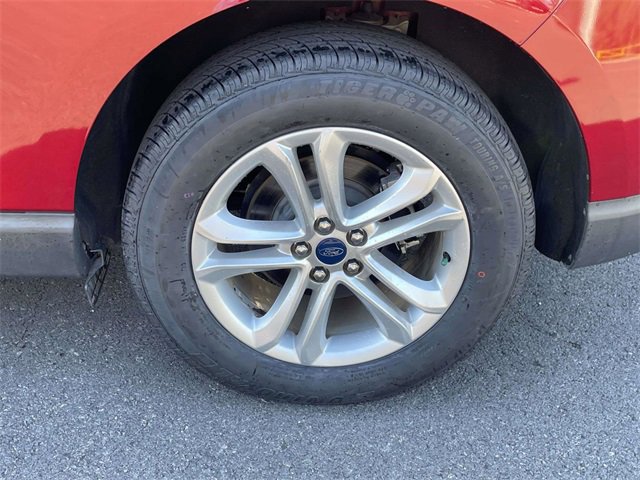 Certified 2019 Ford Edge SEL w/ Equipment Group 201A image 30