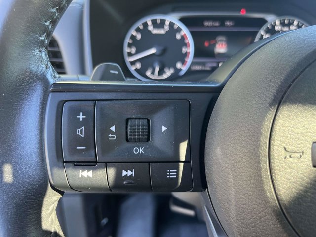 Used 2024 Nissan Rogue SV w/ SV Premium Package FWD image 22