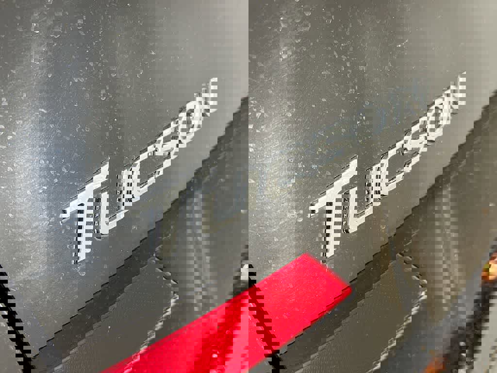 Used 2020 Hyundai Tucson SE image 10