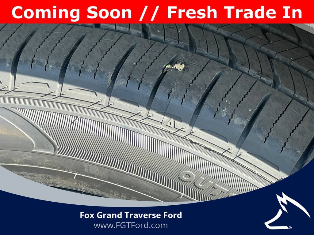 Certified 2023 Ford Explorer XLT w/ Equipment Group 202A AWD/4WD image 11
