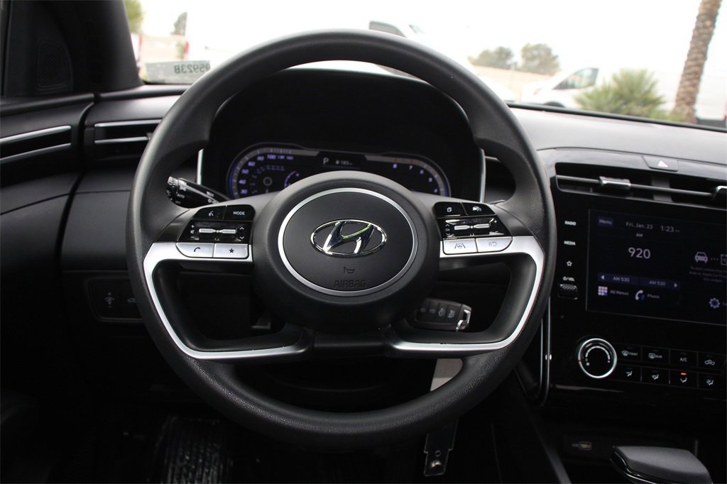 Used 2023 Hyundai Santa Cruz SE w/ Cargo Package image 16