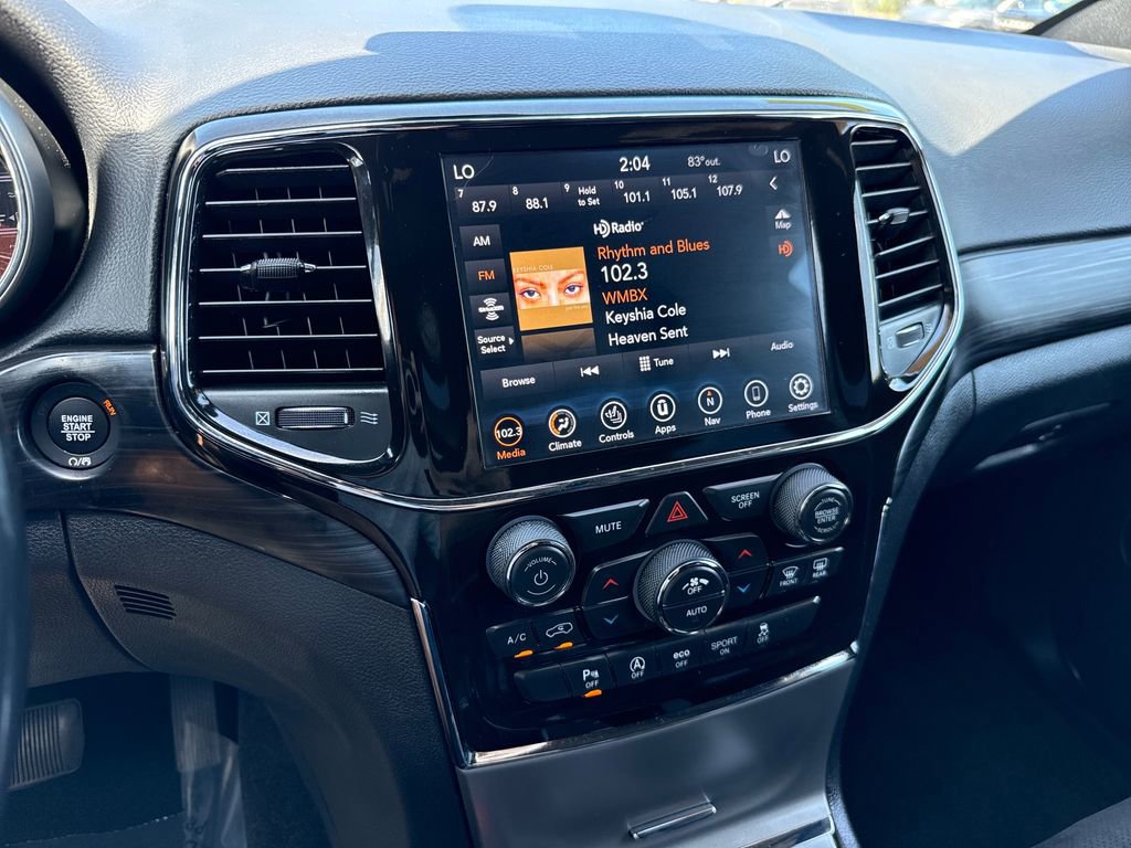 Used 2021 Jeep Grand Cherokee Laredo X image 16