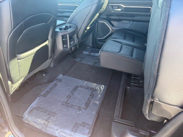 Used 2025 RAM 1500 Laramie w/ Sport Appearance Package image 31