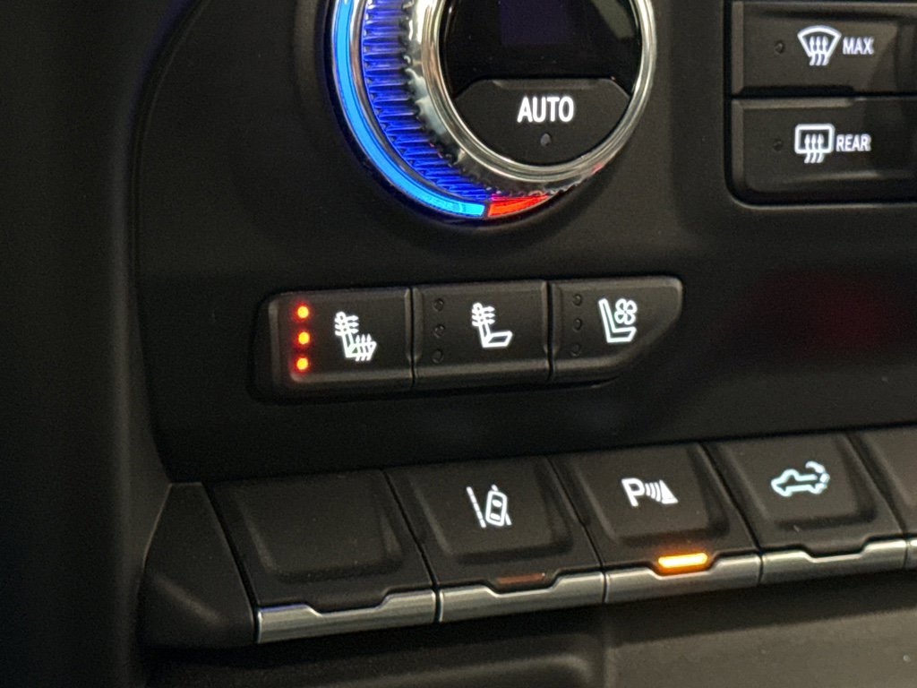 Used 2022 GMC Sierra 2500 AT4 w/ AT4 Preferred Package image 27