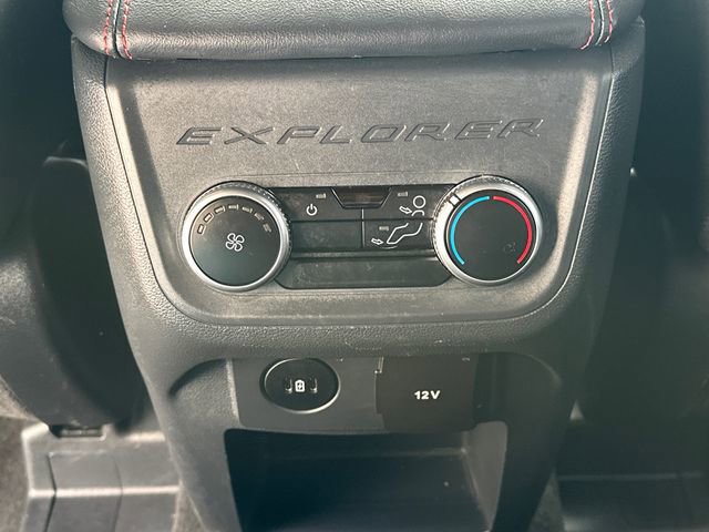 Certified 2025 Ford Explorer ST-Line w/ ST-Line Street Pack image 19