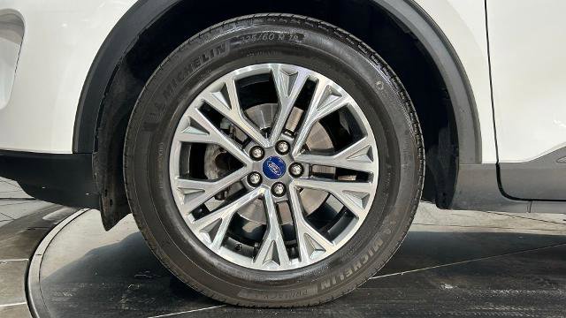 Certified 2022 Ford Escape SEL AWD/4WD image 14