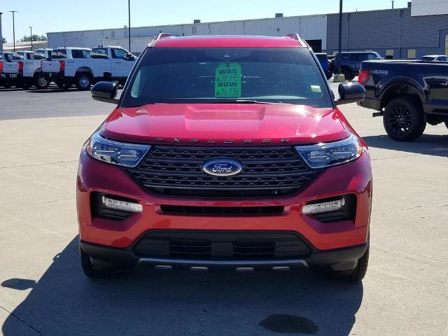 Certified 2024 Ford Explorer XLT w/ Equipment Group 202A AWD/4WD image 8