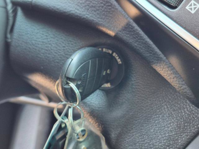 Used 2020 Jeep Cherokee Trailhawk AWD/4WD image 21