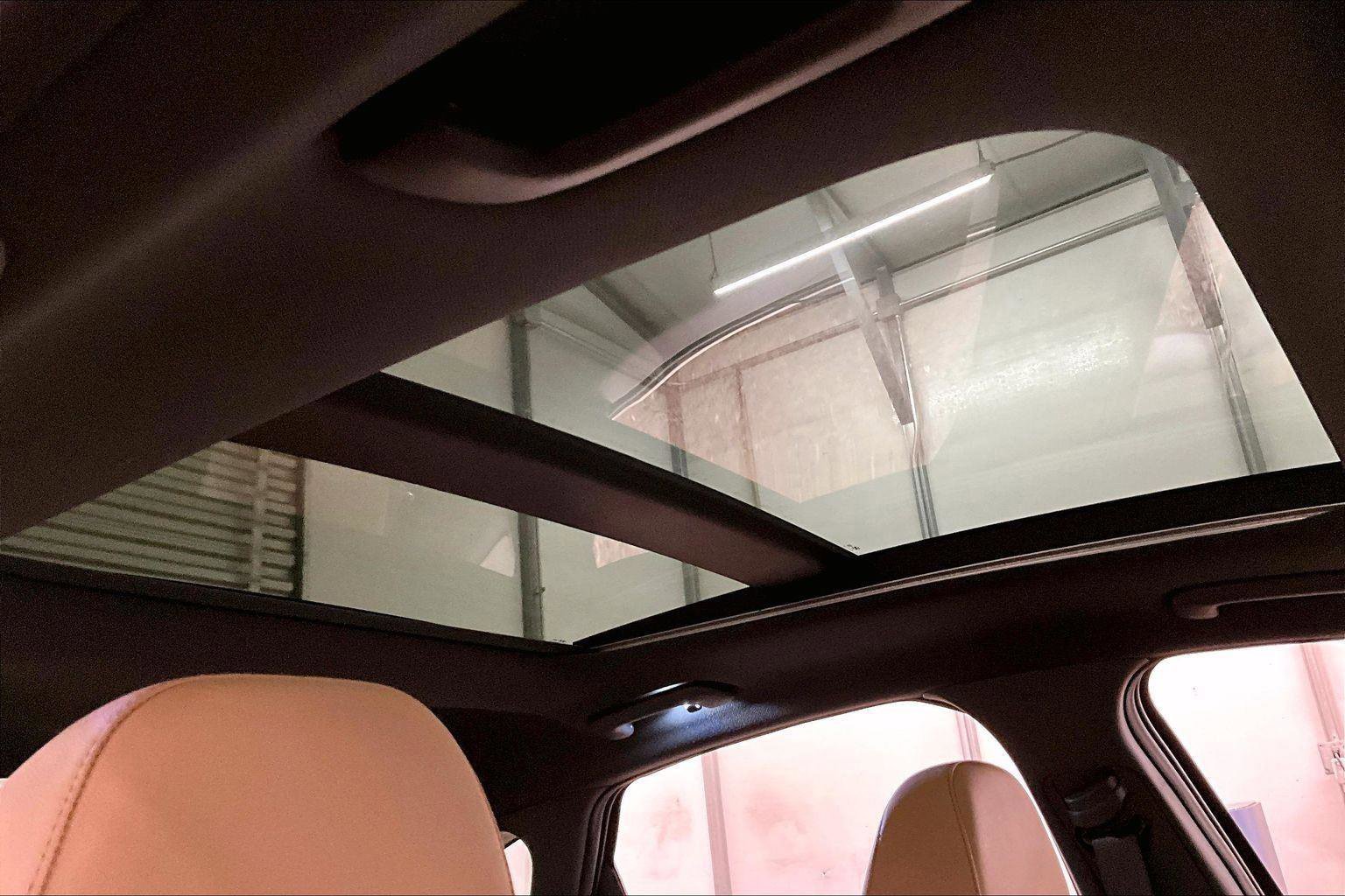 Used 2021 Hyundai Sonata Limited w/ Cargo Package image 21