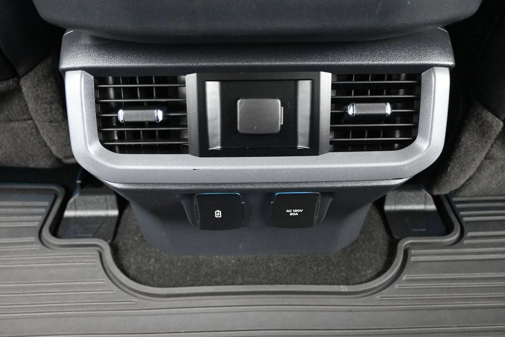 Certified 2023 Ford F150 Lariat w/ Trailer Tow Package AWD/4WD image 24