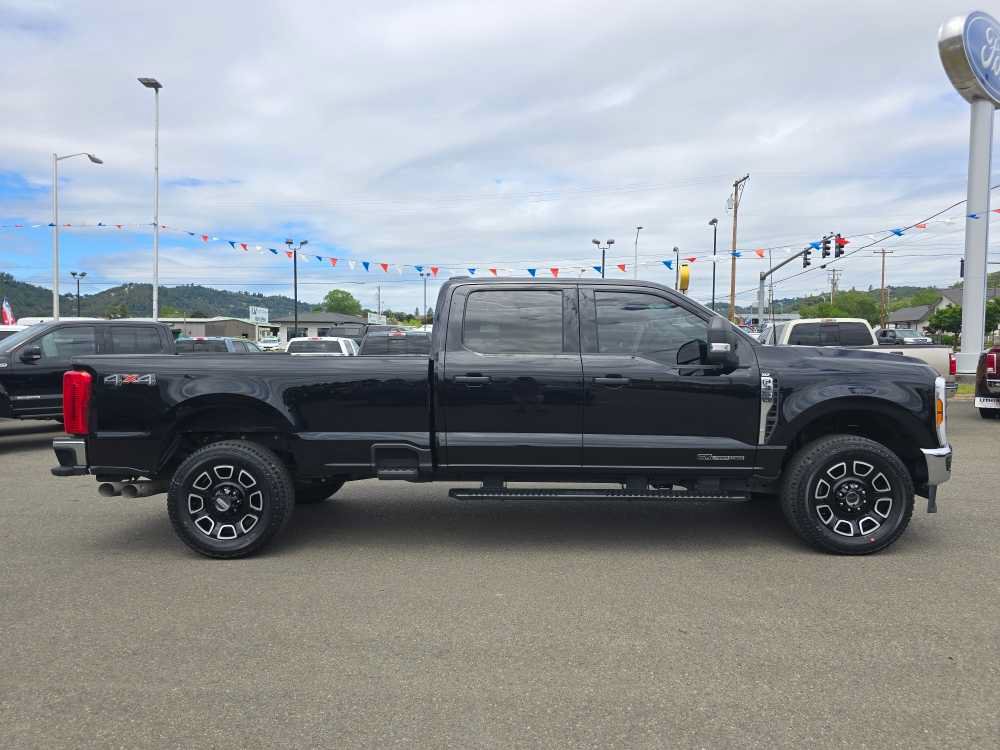 Certified 2025 Ford F350 XLT AWD/4WD image 6