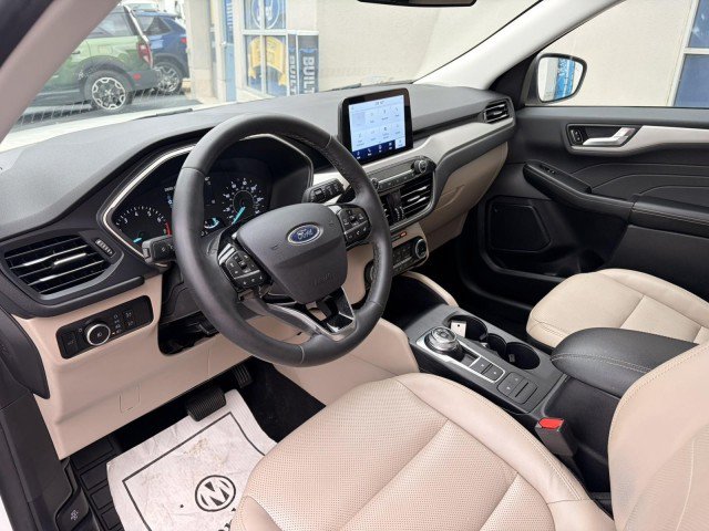Certified 2022 Ford Escape SEL AWD/4WD image 10
