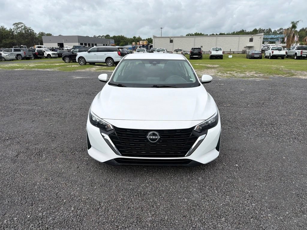 Used 2024 Nissan Sentra SV FWD image 11