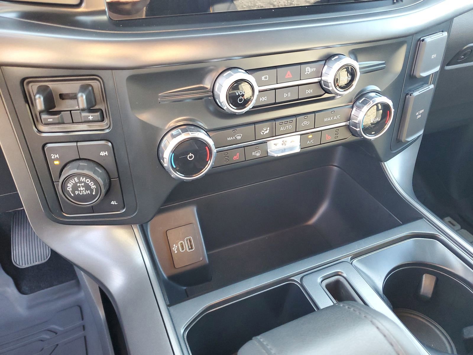 Certified 2025 Ford F150 Tremor w/ Tow/Haul Package AWD/4WD image 25