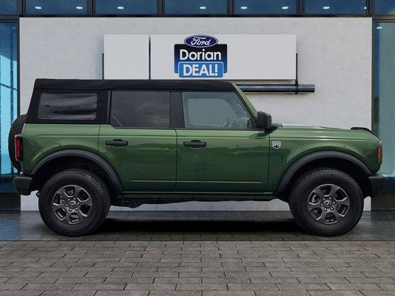 Certified 2023 Ford Bronco Big Bend AWD/4WD image 2