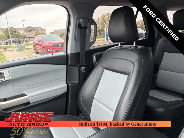 Certified 2023 Ford Explorer XLT w/ Equipment Group 202A AWD/4WD image 23