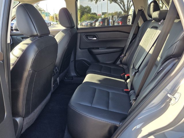 Used 2023 Nissan Rogue SL w/ SL Premium Package FWD image 13
