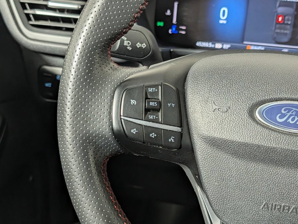 Certified 2023 Ford Escape ST-Line FWD image 18