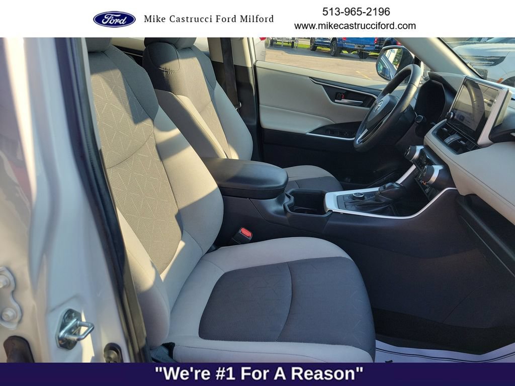 Used 2024 Toyota RAV4 XLE w/ Convenience Package AWD/4WD image 32