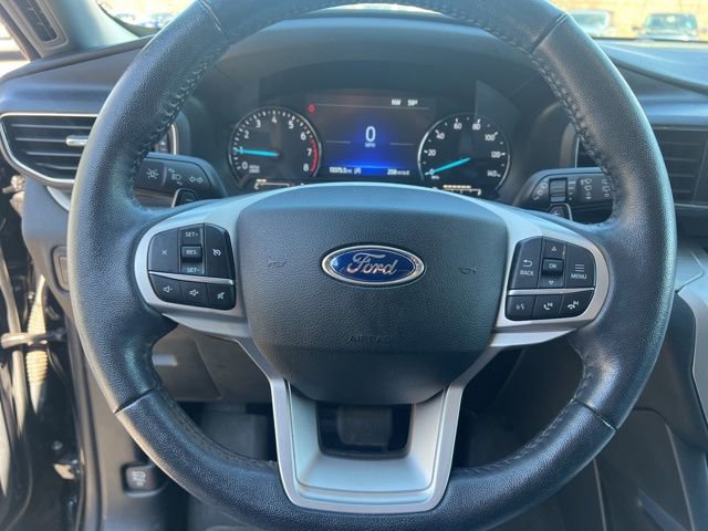 Certified 2021 Ford Explorer XLT w/ Equipment Group 202A image 28