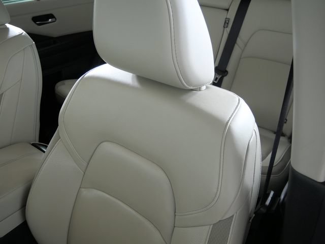 Used 2023 Nissan Pathfinder SL AWD/4WD image 20