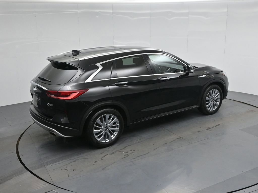 Used 2024 INFINITI QX50 Luxe image 16