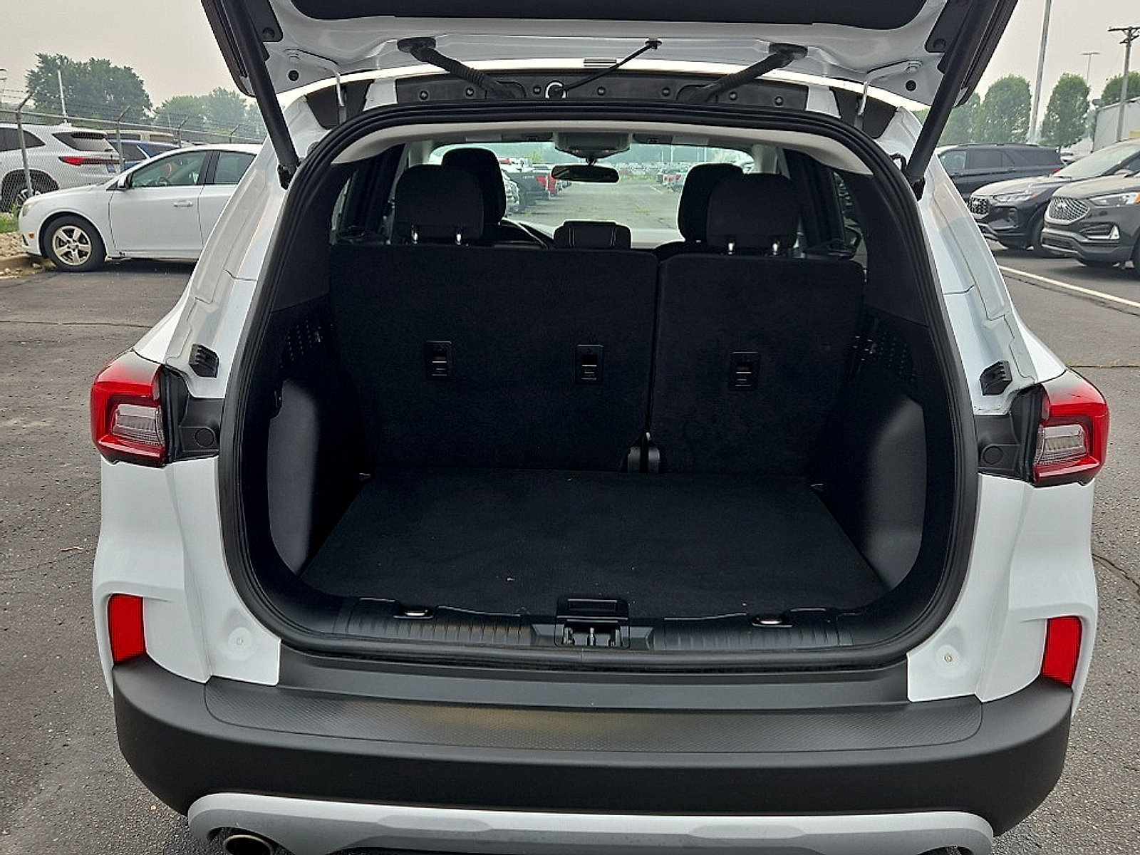 Certified 2023 Ford Escape Active AWD/4WD image 23