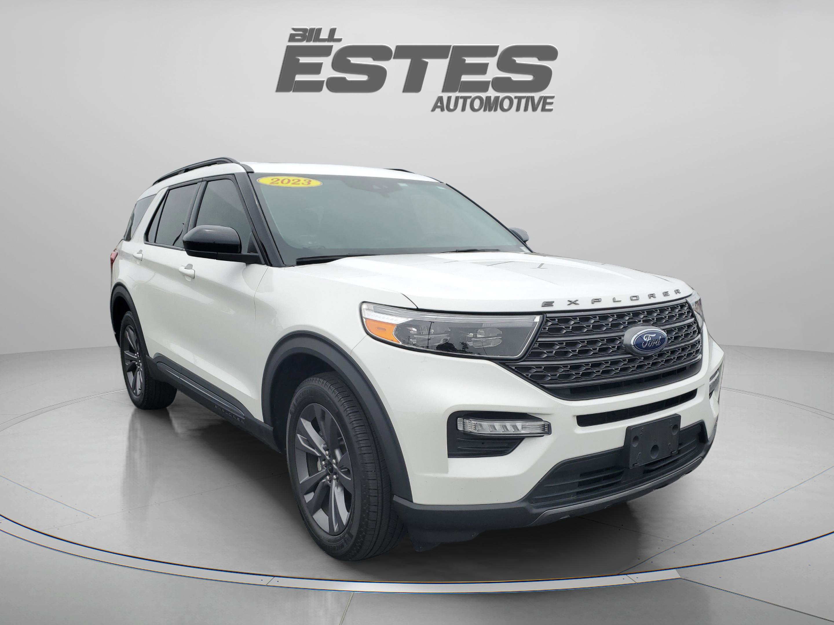 Certified 2023 Ford Explorer XLT w/ Equipment Group 202A AWD/4WD image 5