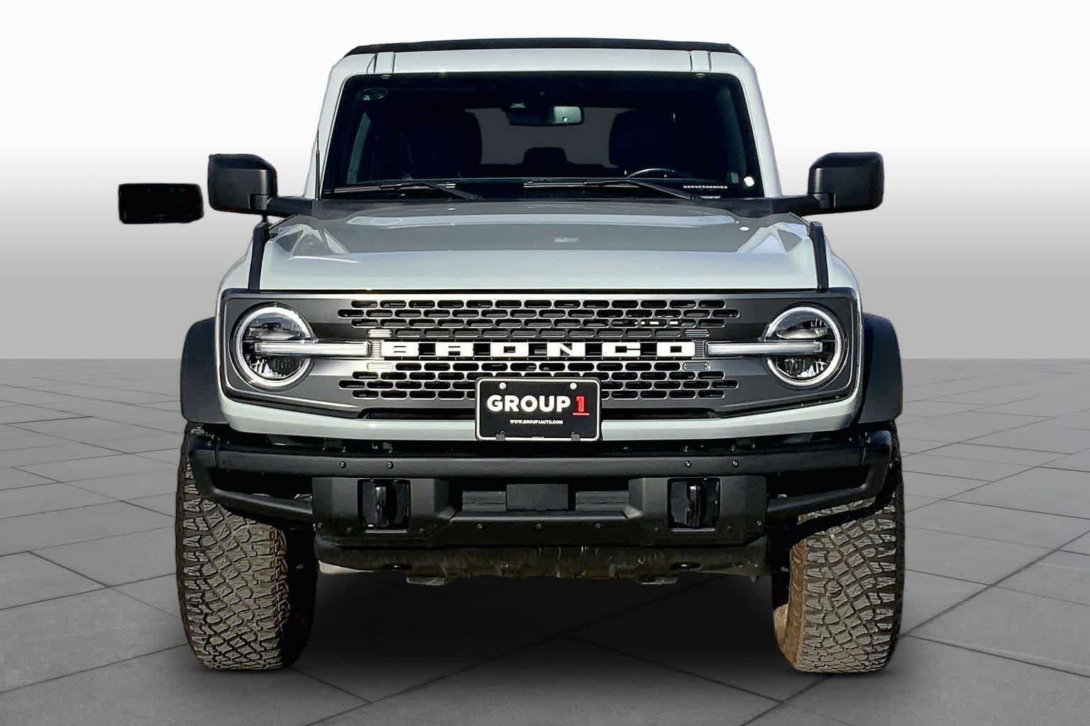 Certified 2023 Ford Bronco Badlands w/ Sasquatch Package AWD/4WD image 4
